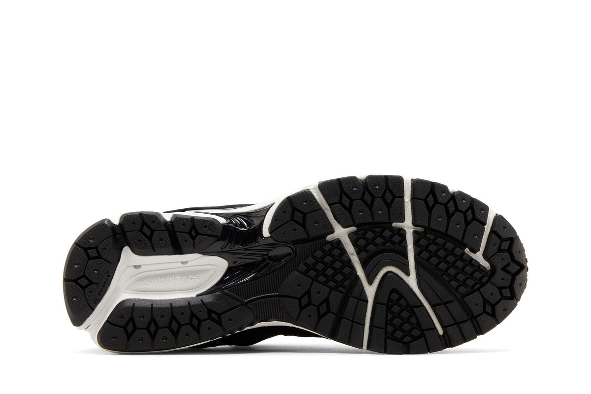 New Balance 2002R Black Gunmetal sneaker afbeelding 4 - stylecode M2002RBK