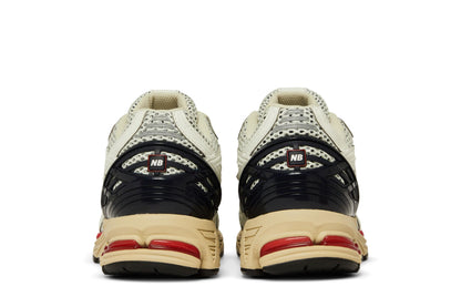 New Balance 1906R Sea Salt Eclipse True Red sneaker afbeelding 6 - stylecode M1906RR