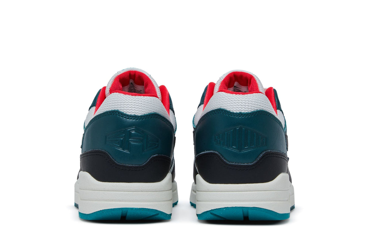 Nike Air Max 1 LeBron James Liverpool F.C. sneaker afbeelding 6 - stylecode FB8914-100