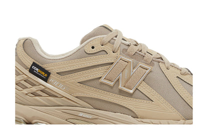 New Balance 1906R Cordura Desert Tan sneaker afbeelding 2 - stylecode M1906RT