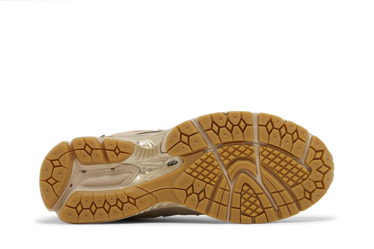 New Balance 1906R Cordura Desert Tan sneaker afbeelding 4 - stylecode M1906RT