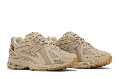 New Balance 1906R Cordura Desert Tan sneaker afbeelding 8 - stylecode M1906RT