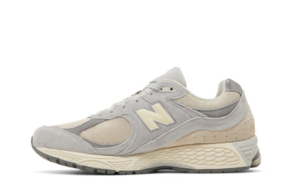 New Balance 2002R Lunar New Year Concrete sneaker afbeelding 3 - stylecode M2002RLN