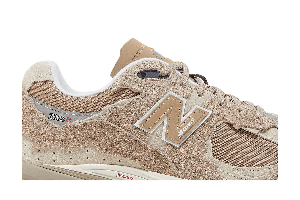 New Balance 2002R Protection Pack Driftwood sneaker afbeelding 2 - stylecode M2002RDL
