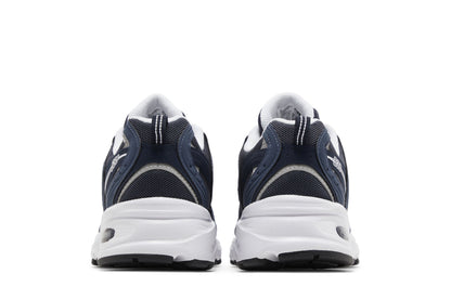 New Balance 530 Navy Silver sneaker afbeelding 6 - stylecode MR530SMT