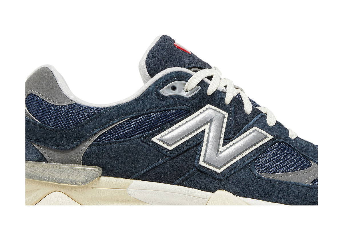 New Balance 9060 Navy White sneaker afbeelding 2 - stylecode U9060ECB
