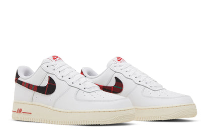 Nike Air Force 1 Low '07 LV8 Tartan Plaid White University Red sneaker afbeelding 8 - stylecode DV0789-100