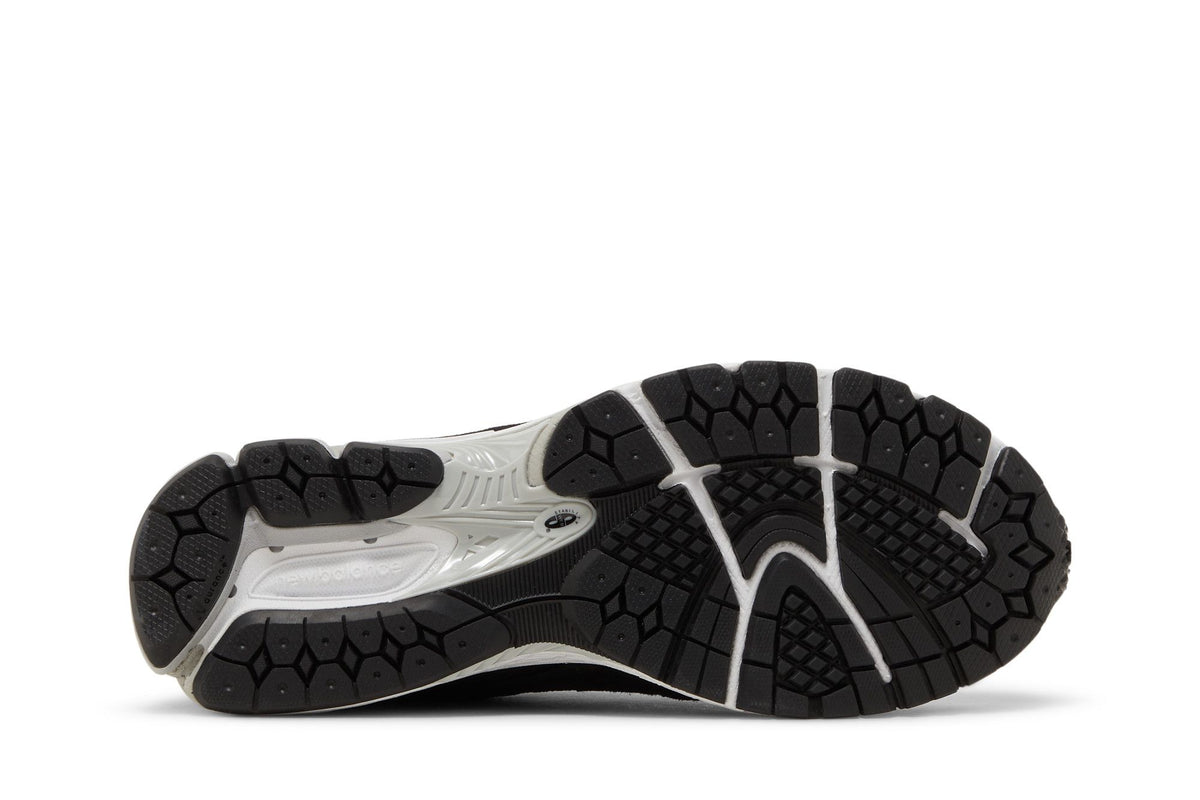 New Balance 2002R Gore-Tex Black Castlerock sneaker afbeelding 4 - stylecode M2002RXD