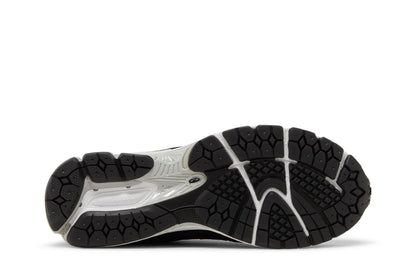 New Balance 2002R Gore-Tex Black Castlerock sneaker afbeelding 4 - stylecode M2002RXD