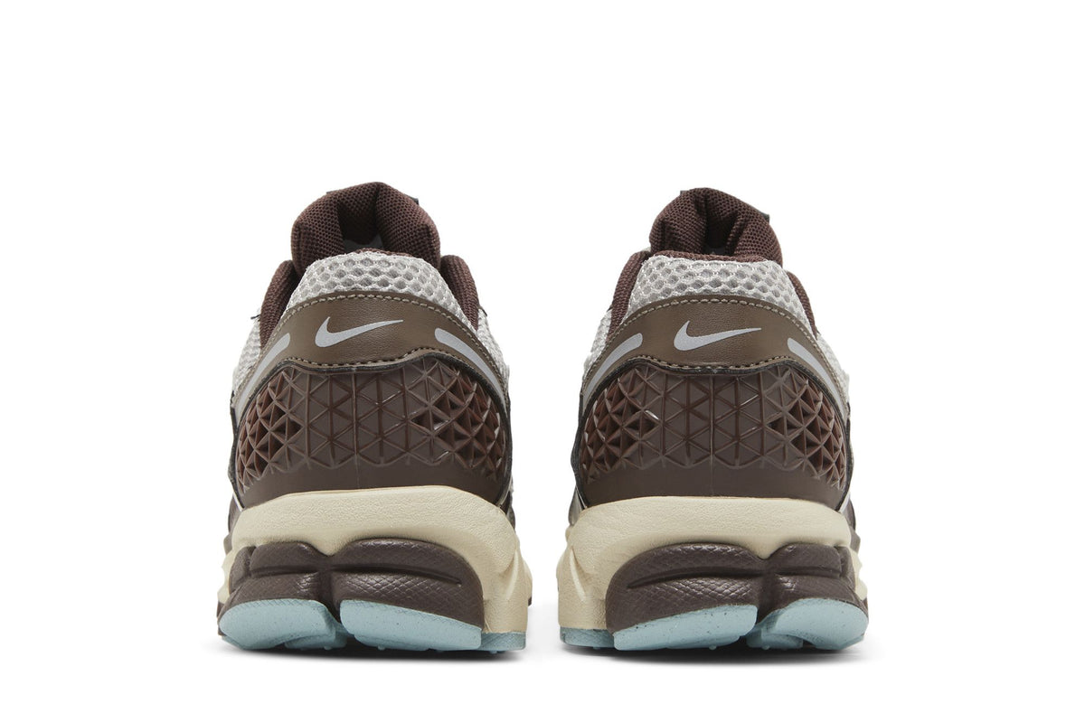 Nike Zoom Vomero 5 Earth Fossil (Women's) sneaker afbeelding 6 - stylecode FD9920-022