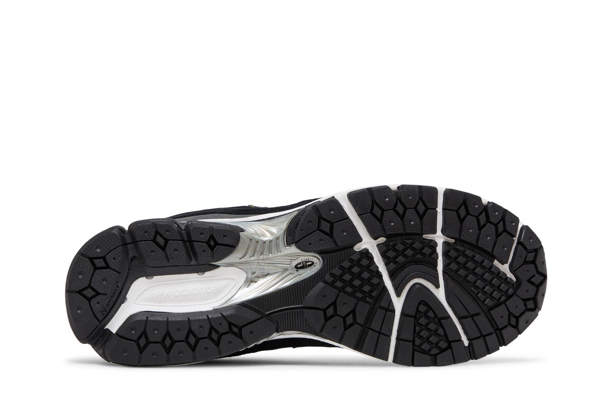 New Balance 2002R Black Dark Grey White sneaker afbeelding 4 - stylecode M2002RBM