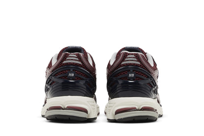 New Balance 1906R Burgundy Black sneaker afbeelding 6 - stylecode M1906RCC