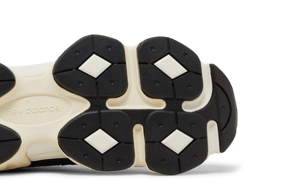 New Balance 9060 Black White sneaker afbeelding 5 - stylecode U9060AAA