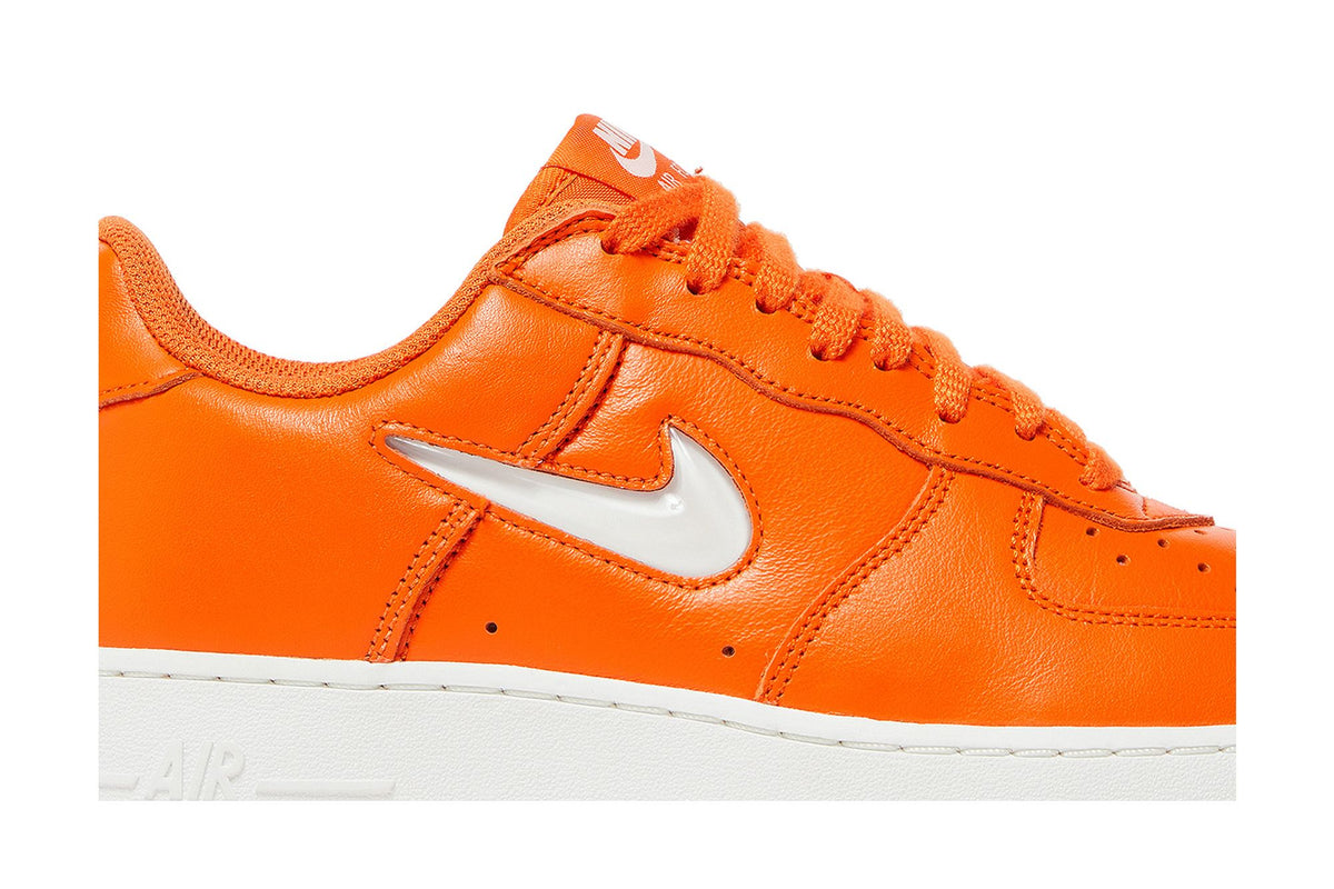 Nike Air Force 1 Low '07 Retro Color of the Month Orange Jewel sneaker afbeelding 2 - stylecode FJ1044-800