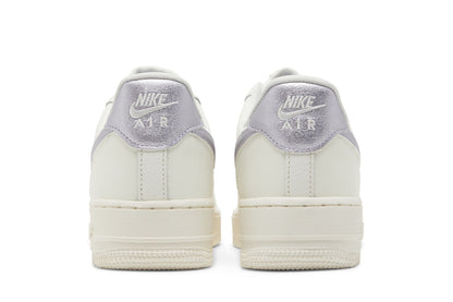 Nike Air Force 1 Low '07 Sail Oxygen Purple (Women's) sneaker afbeelding 6 - stylecode DV7470-100