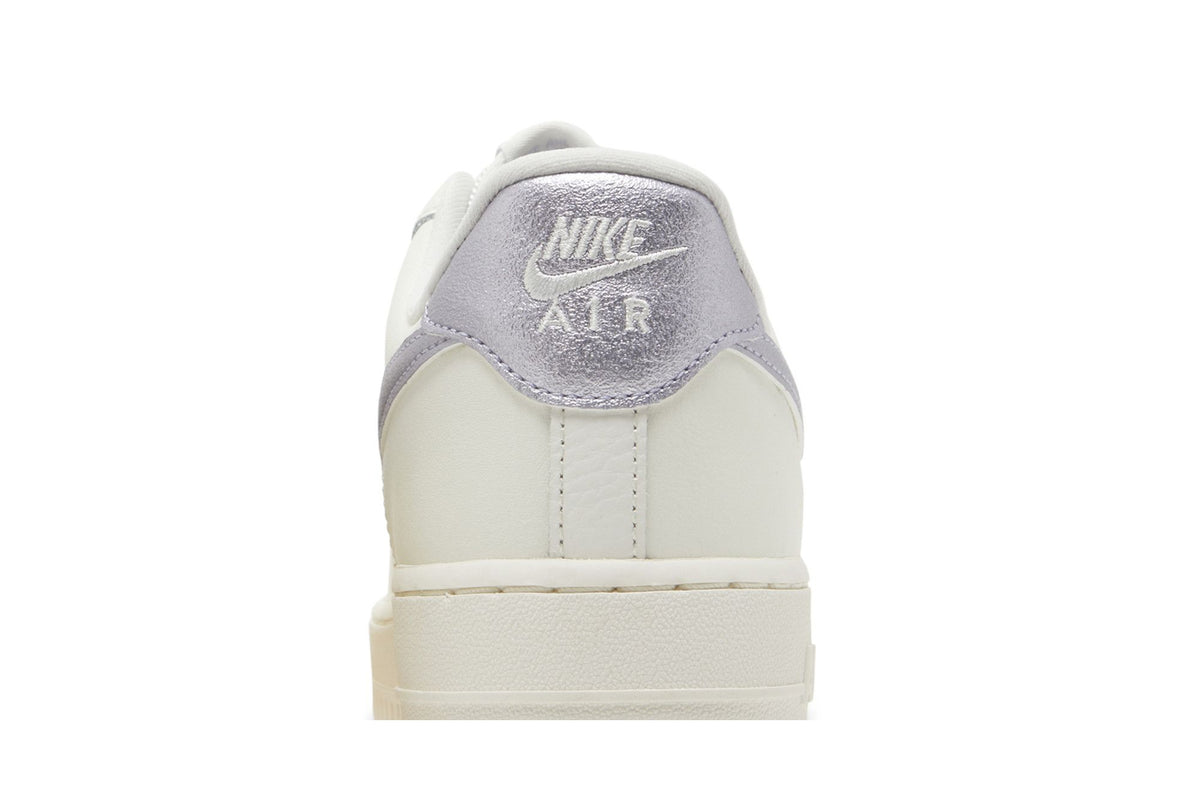 Nike Air Force 1 Low '07 Sail Oxygen Purple (Women's) sneaker afbeelding 7 - stylecode DV7470-100
