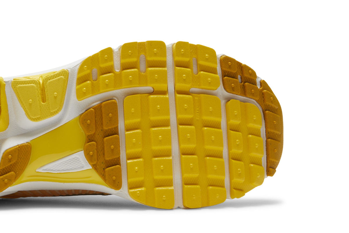 Nike Zoom Vomero 5 Yellow Ochre sneaker afbeelding 5 - stylecode FJ4453-765