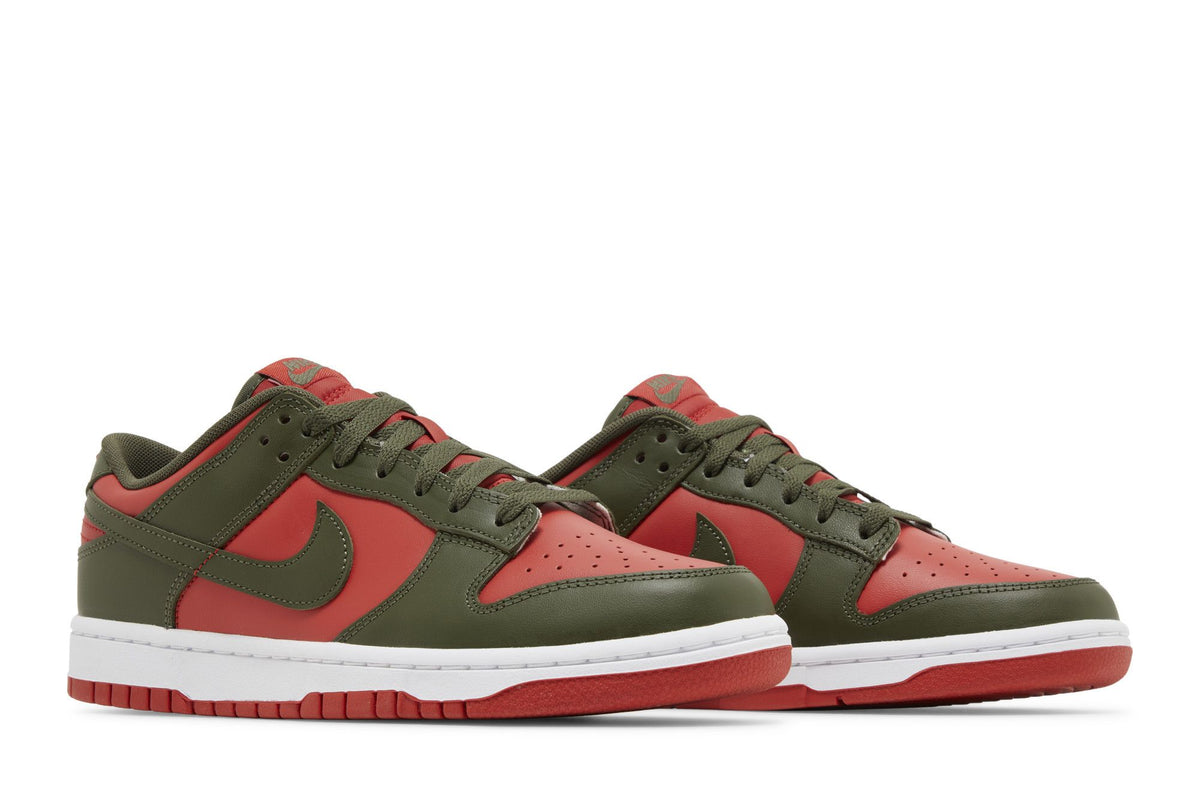 Nike Dunk Low Mystic Red Cargo Khaki sneaker afbeelding 8 - stylecode DV0833-600