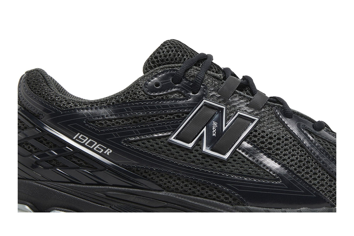 New Balance 1906R Black Metallic Silver sneaker afbeelding 2 - stylecode M1906RJB