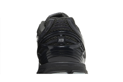 New Balance 1906R Black Metallic Silver sneaker afbeelding 7 - stylecode M1906RJB