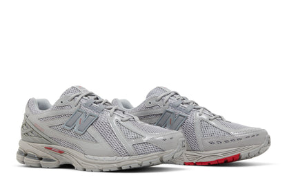 New Balance 1906R Grey Deep Red sneaker afbeelding 8 - stylecode M1906RJC