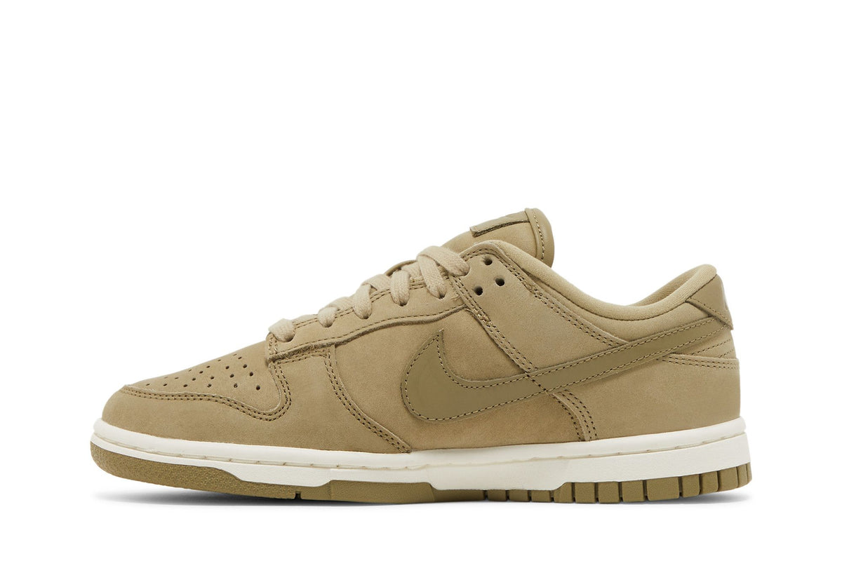 Nike Dunk Low PRM Neutral Olive (Women's) sneaker afbeelding 3 - stylecode DV7415-200