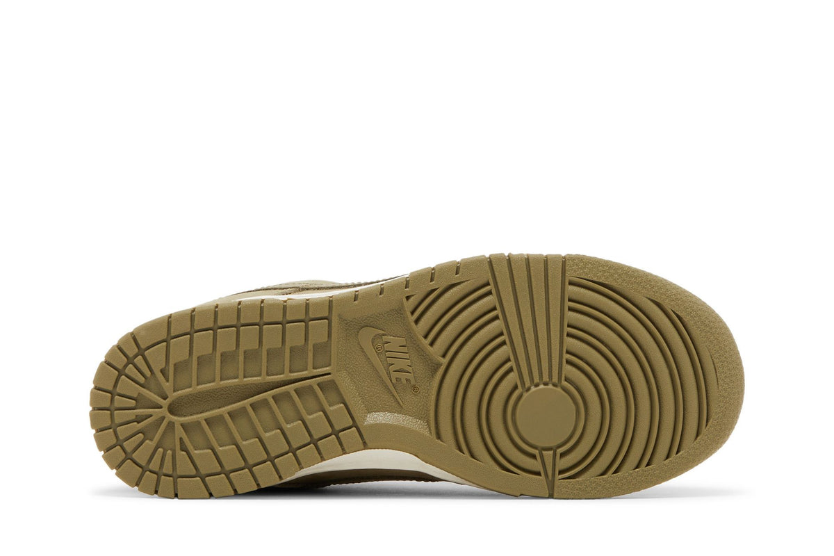Nike Dunk Low PRM Neutral Olive (Women's) sneaker afbeelding 4 - stylecode DV7415-200
