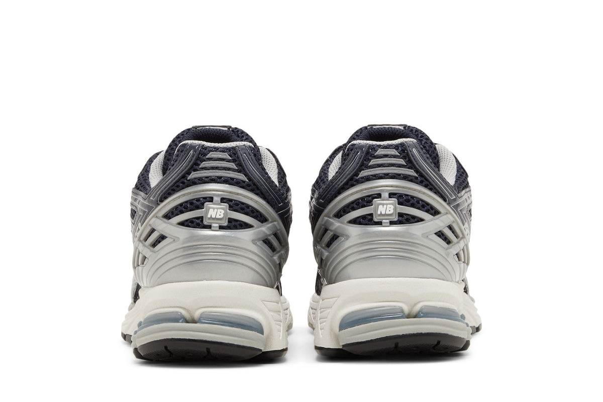 New Balance 1906R Eclipse Navy sneaker afbeelding 6 - stylecode M1906RCA