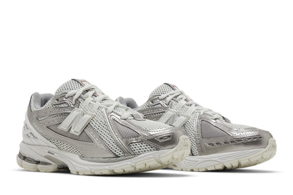 New Balance 1906R Urbancore Silver sneaker afbeelding 8 - stylecode M1906RCB