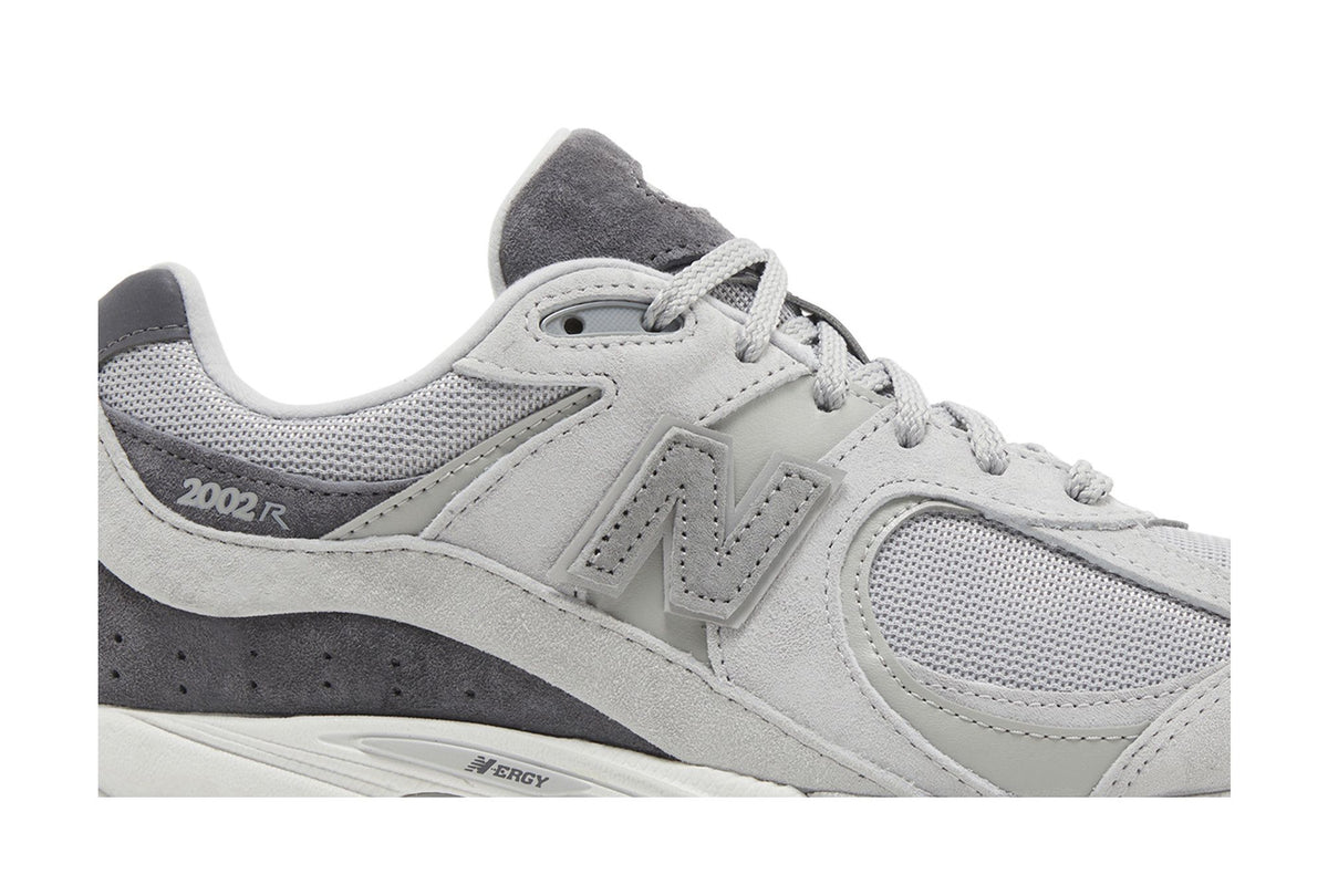 New Balance 2002R Light Dark Grey sneaker afbeelding 2 - stylecode M2002RJD