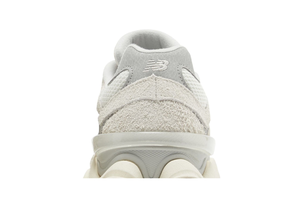New Balance 9060 Moonbeam Sea Salt sneaker afbeelding 7 - stylecode U9060HSC