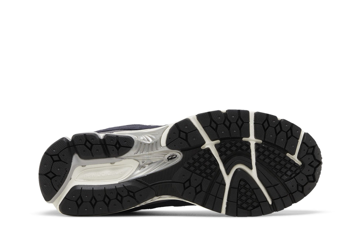New Balance 2002R Eclipse Raincloud sneaker afbeelding 4 - stylecode M2002RSF