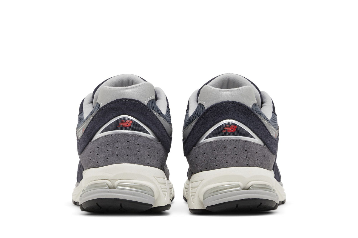 New Balance 2002R Eclipse Raincloud sneaker afbeelding 6 - stylecode M2002RSF