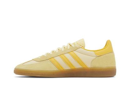 adidas Handball Spezial Almost Yellow Gum sneaker afbeelding 3 - stylecode GY7407