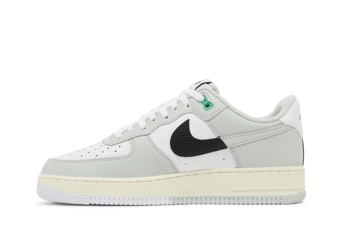 Nike Air Force 1 Low '07 LV8 Split Light Silver sneaker afbeelding 3 - stylecode DZ2522-001