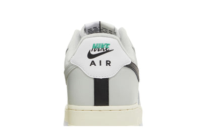 Nike Air Force 1 Low '07 LV8 Split Light Silver sneaker afbeelding 7 - stylecode DZ2522-001
