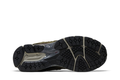 New Balance 2002R Protection Pack Dark Moss sneaker afbeelding 4 - stylecode M2002RDN