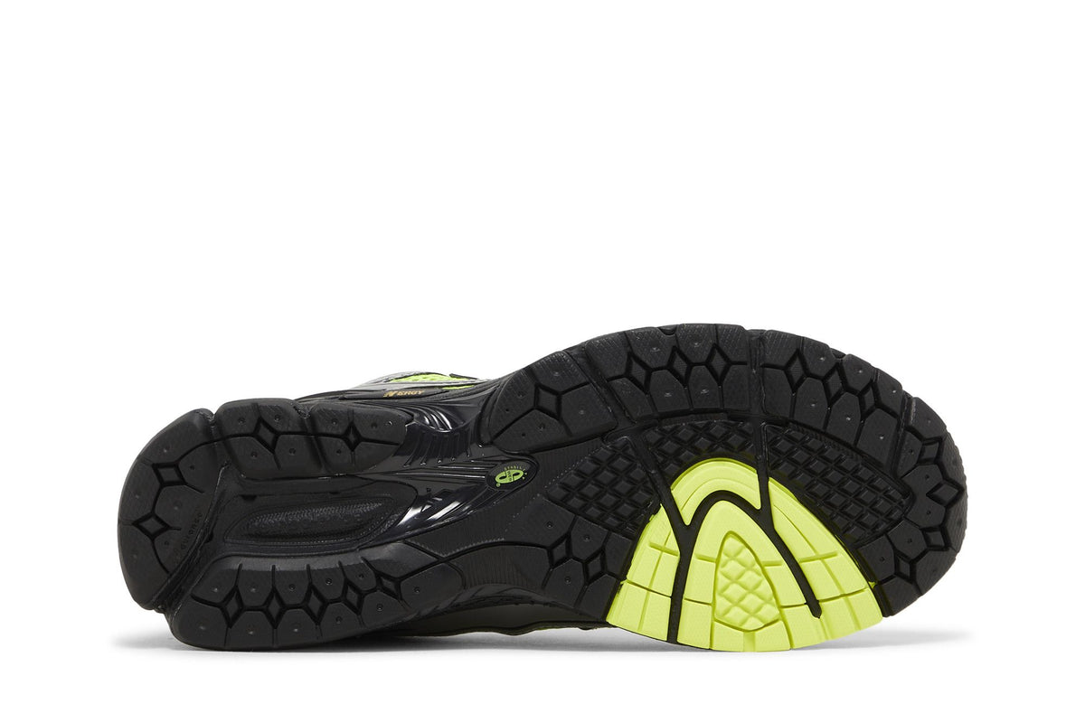 New Balance 1906R Volt Black sneaker afbeelding 4 - stylecode M1906RCG