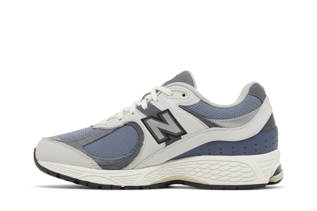 New Balance 2002R atmos Cybernetics Blue sneaker afbeelding 3 - stylecode M2002RAN
