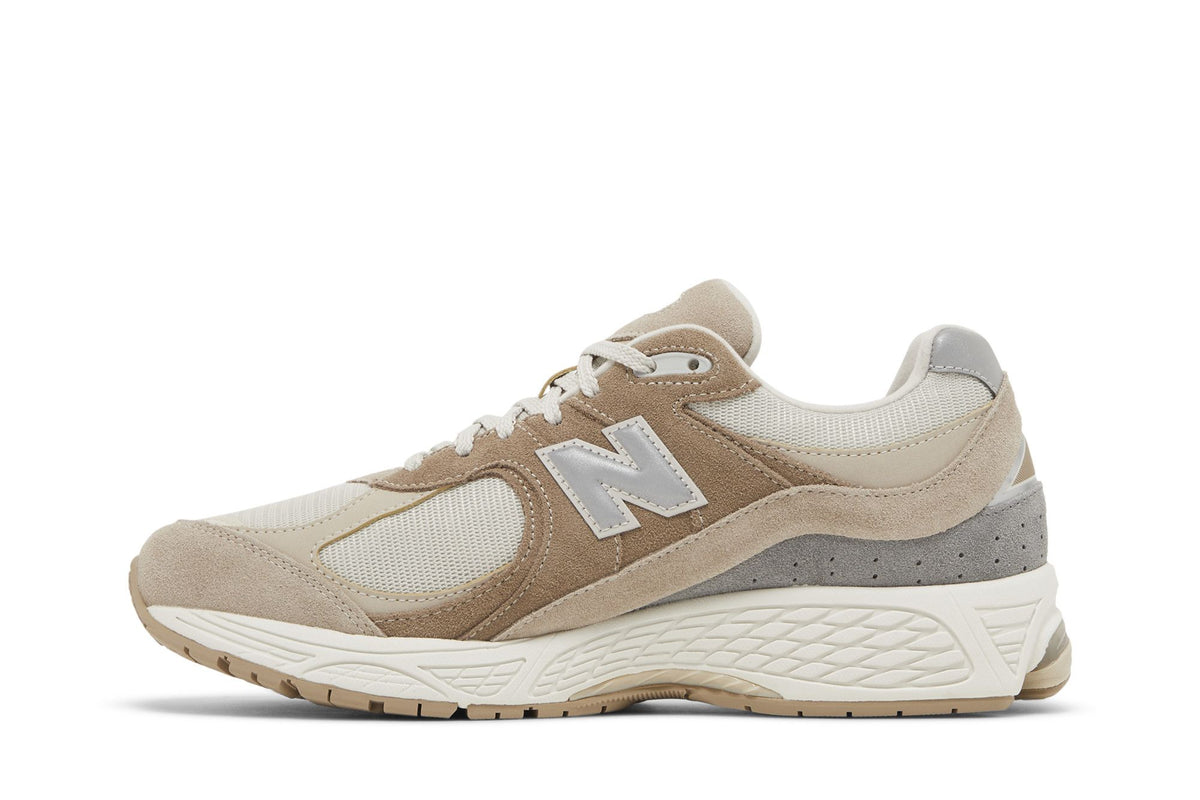 New Balance 2002R Driftwood Sandstone sneaker afbeelding 3 - stylecode M2002RSI