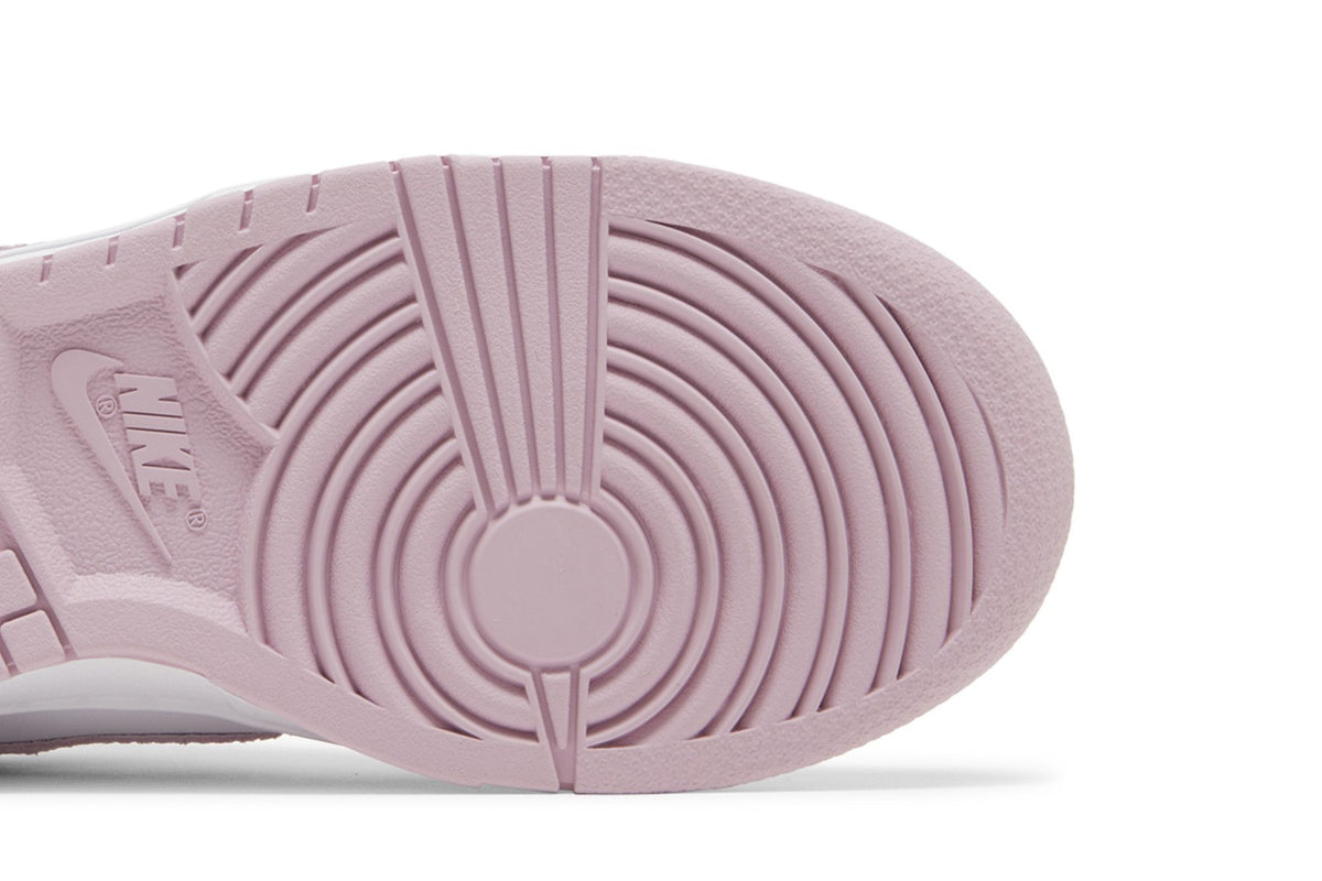 Nike Dunk Low Pink Corduroy (Women's) sneaker afbeelding 5 - stylecode FN7167-100