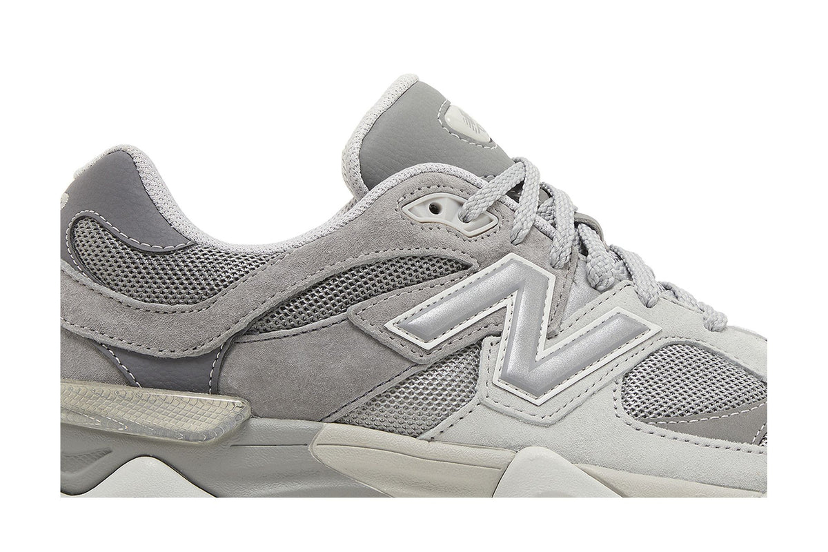 New Balance 9060 Shadow Grey sneaker afbeelding 2 - stylecode U9060GG
