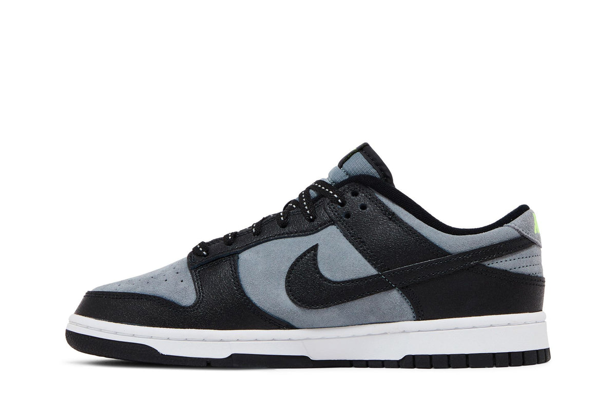 Nike Dunk Low Black Cool Grey Volt Mini Swoosh sneaker afbeelding 3 - stylecode FQ2205-001
