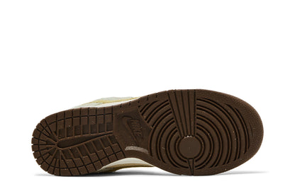 Nike Dunk Low Coconut Milk (Women's) sneaker afbeelding 4 - stylecode FN7774-001