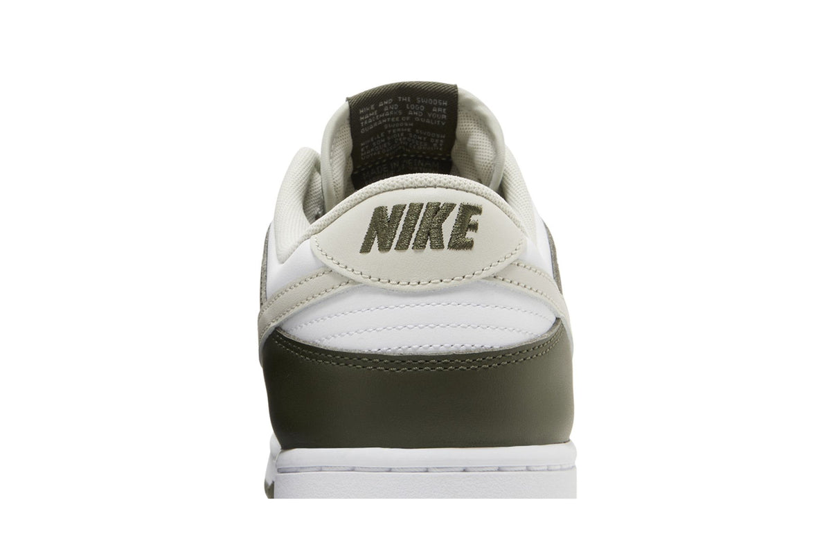 Nike Dunk Low Oil Green Cargo Khaki sneaker afbeelding 7 - stylecode FN6882-100