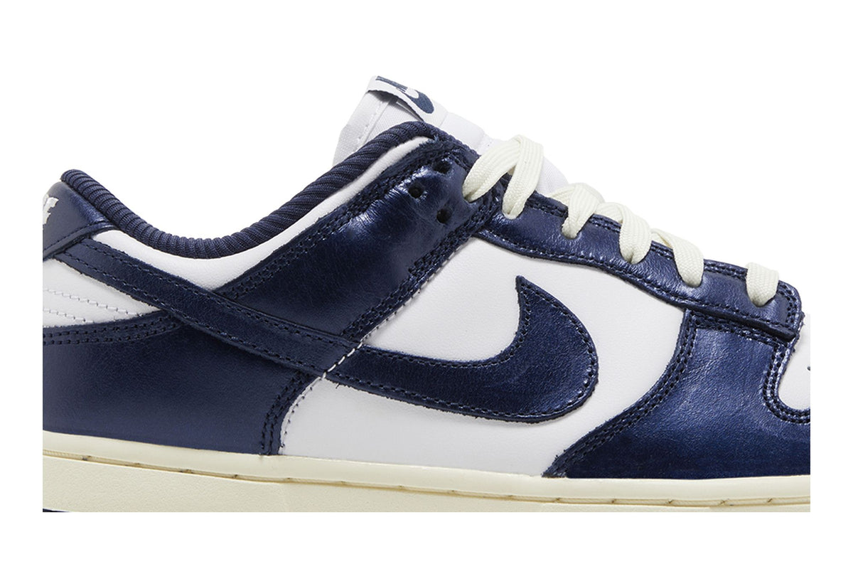 Nike Dunk Low PRM Vintage Navy (Women's) sneaker afbeelding 2 - stylecode FN7197-100