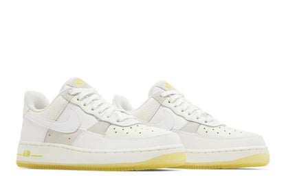 Nike Air Force 1 Low '07 UV Reactive Patchwork White Multicolor Yellow (Women's) sneaker afbeelding 8 - stylecode FQ0709-100