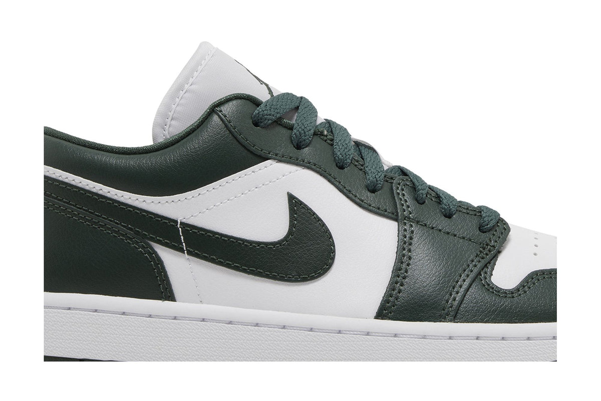 Jordan 1 Low Galactic Jade (Women's) sneaker afbeelding 2 - stylecode DC0774-113