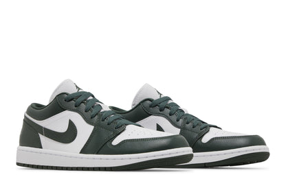 Jordan 1 Low Galactic Jade (Women's) sneaker afbeelding 8 - stylecode DC0774-113