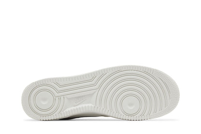 Nike Air Force 1 Low '07 PRM Light Bone Cargo Khaki Vivid Sulfur sneaker afbeelding 4 - stylecode FV3628-031